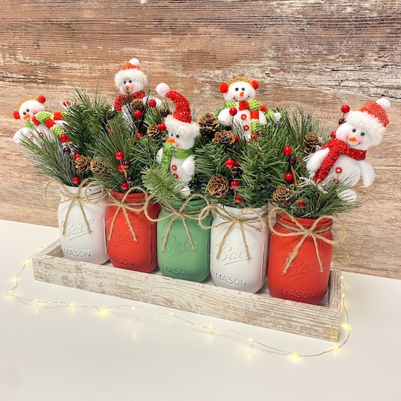 Handmade Snowman Christmas Centerpiece: Mason Jar Winter Decor