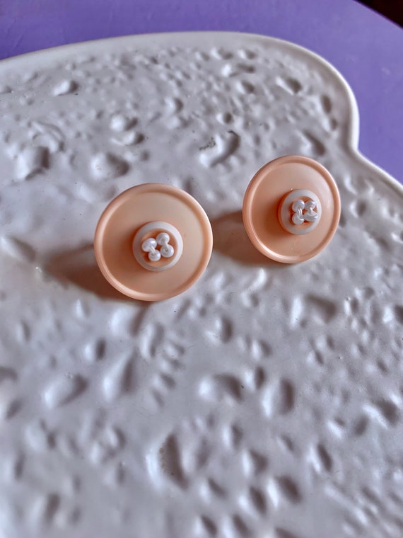 Vintage Light Peach Button Earrings - image 4