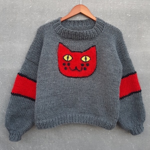 Handmade Wool Knit Sweater: Gray Fluffy Cat Face Jumper