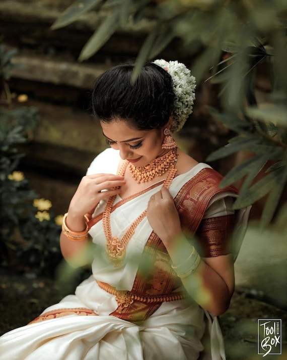 White colour top bridal saree