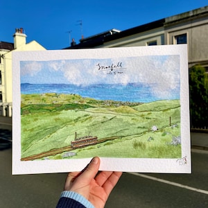 Snaefell Bergbahn, Isle of Man Tram Druck | Blick über Ramsey, IOM | Limitierte Auflage Hammered Texture Poster | Landschaft Wildtiere