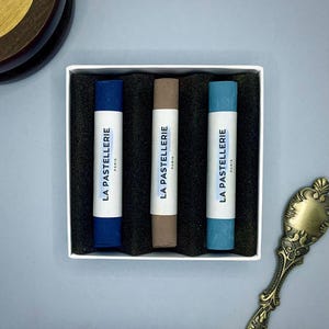 Coffret de 3 Pastels Secs Artisanaux "Reflets terrestres" pour Artistes - Pigments Haute Qualité | Pastels Faits à la Main - La Pastellerie