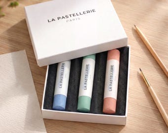 Set of 3 Handmade Soft Pastels "Powdered Harmony" for Artists - High-Quality Pigments | Artisan Pastels - La Pastellerie
