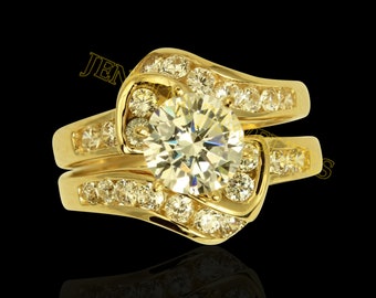 1 CT Solitaire Round Cut Simulated Diamond Crossover Engagement Ring Yellow Gold FinishAnniversary RingParty WearFunctional Ring
