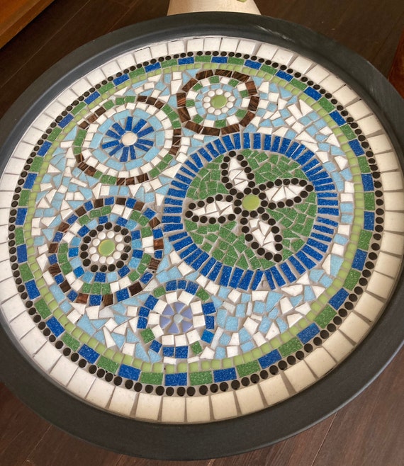 Mosaic Kit to cover table top approx 46cms
