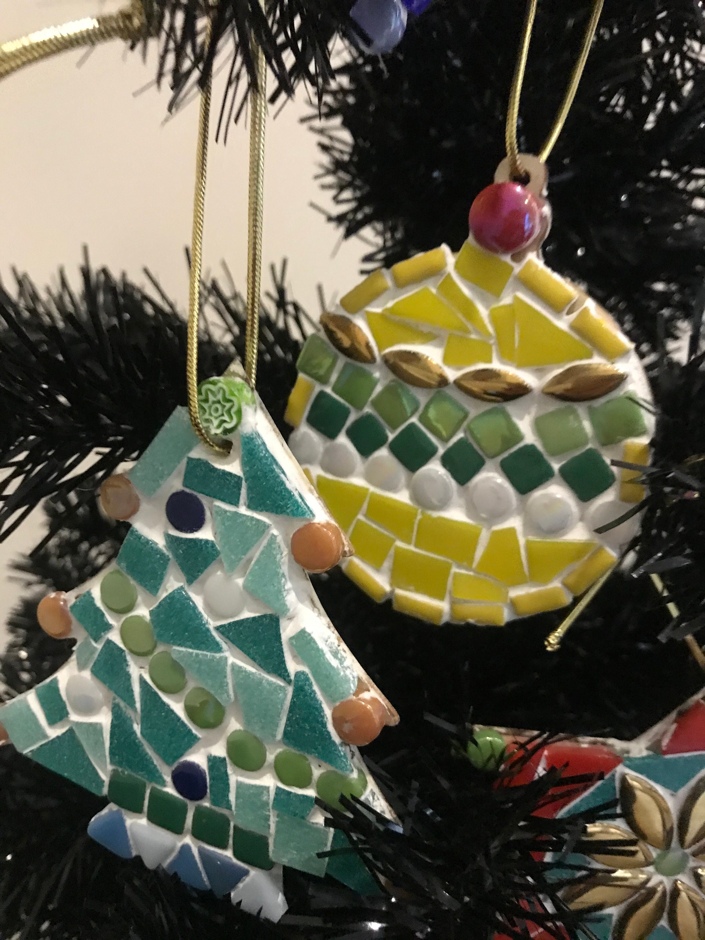 Christmas ornament craft kit for 12 and adults makes three ornaments mosaic  craft