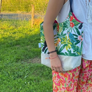 Tropical bag