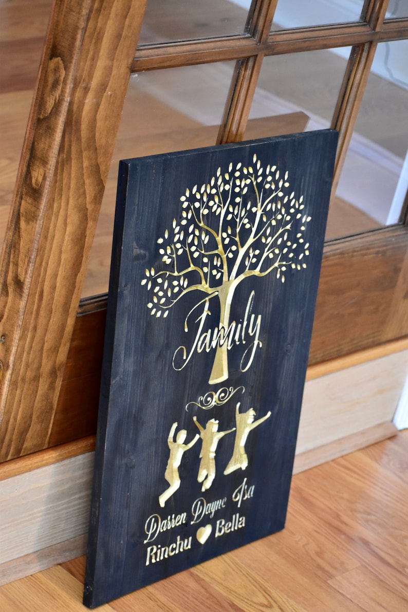 Holiday Grandkids Names Mothers day gift Wedding Gift Gift for Her or Him Personalized Family Tree Custom Present for Mom and Dad