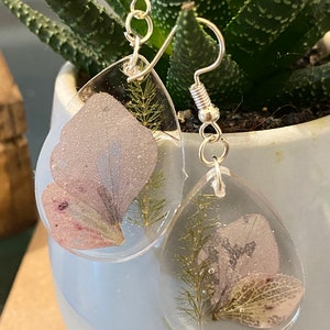 Resin teardrop earrings - Handmade resin drop earrings - Handmade gifts for her