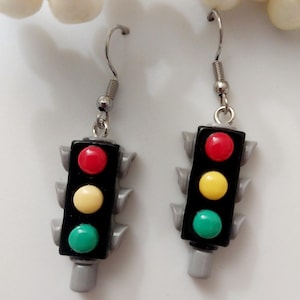 Traffic Light Earrings Traffic Signal Earrings New Fashion Design Urban Style Jewelry Red Yellow Green Light Earrings