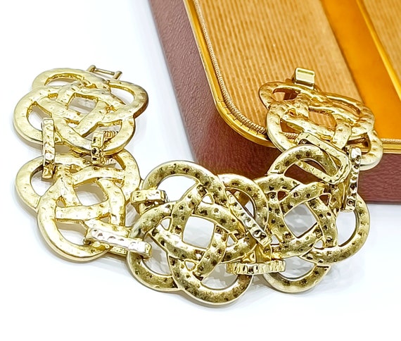 Vintage LIA SOPHIA hammered bracelet Wide gold to… - image 3