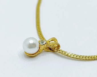 Vintage pearl pendant necklace Tiny faux pearl and clear rhinestone snake choker Classic teardrop pendant on gold flat chain