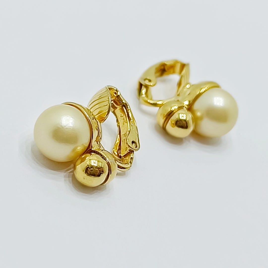 TRIFARI Pearl Clip on Earrings Vintage Gold and Pearl Ball