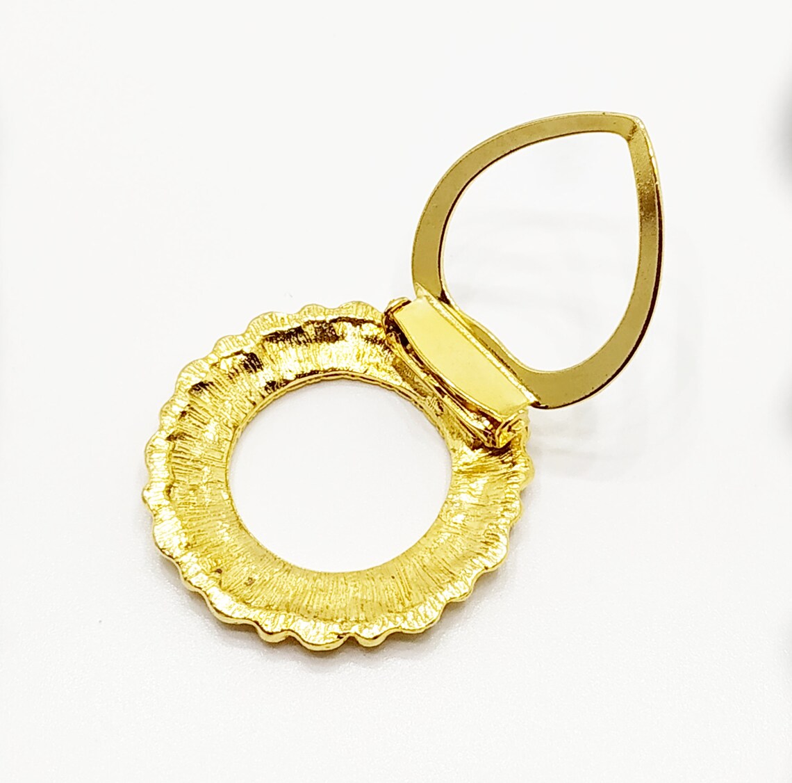 Vintage gold scarf clip ring Circle collar or dress clasp Etsy