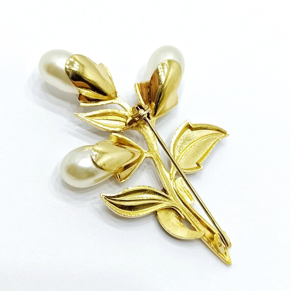 DAMASCENE flower brooch with faux pearl Large vin… - image 6