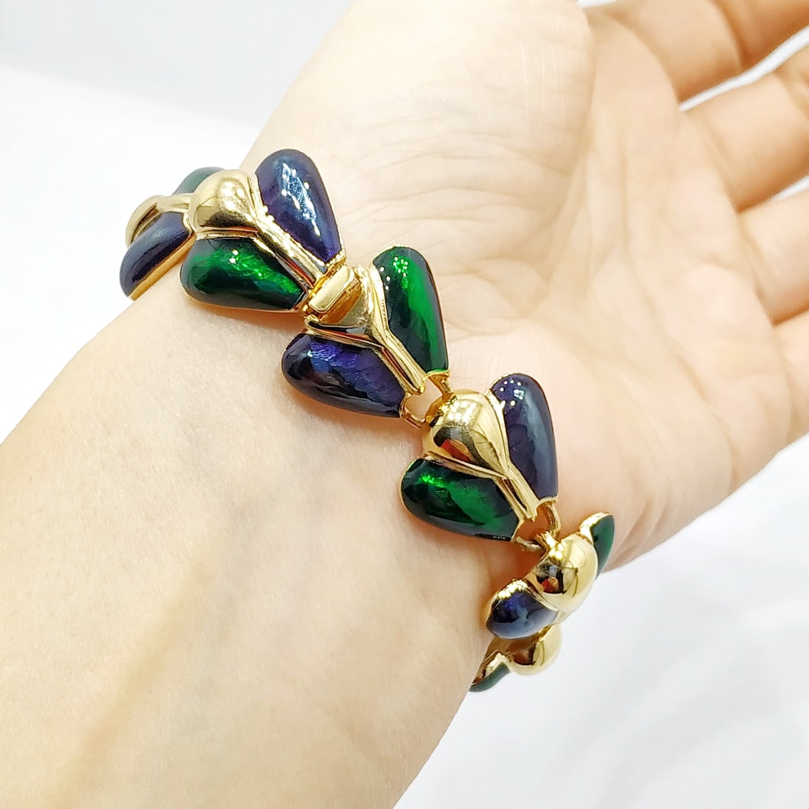 Chunky JOAN RIVERS bracelet Emerald heart link gold bracelet Etsy