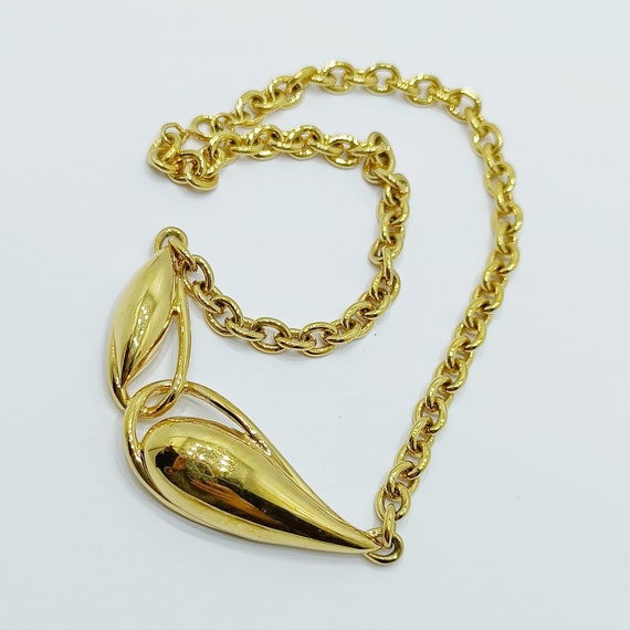 Gold tone TRIFARI choker necklace Vintage Moderni… - image 4