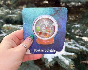 Sfera di neve a forma di pan di zenzero con impugnatura MagSafe Kindle