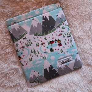 Ski Lodge Book Sleeve (Hardcover)