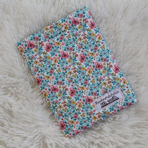 Spring Blooms Kindle Sleeve
