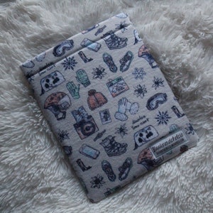 Ski Resort Book Sleeve (Paperback)