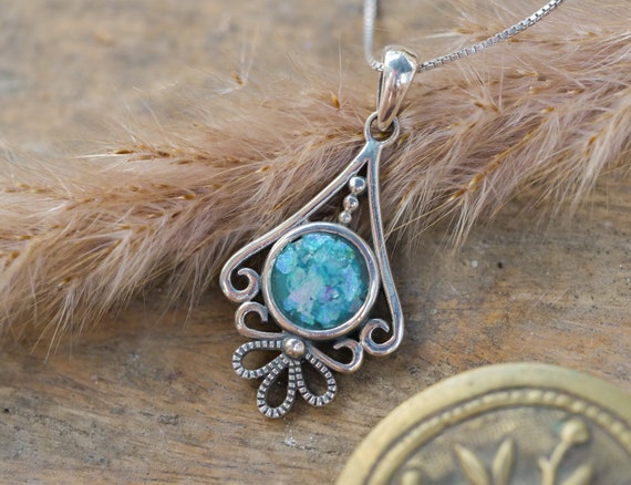 Roman Glass Necklace Oval Shape with Woven Setting Gold-filled Roman Glass Necklace Oval Shape with Woven Setting Gold-filled