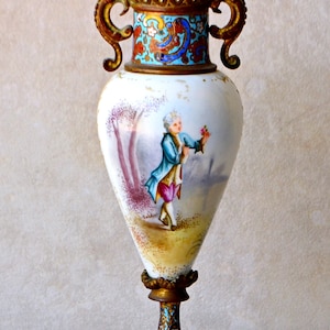 Wonderful 19th Century Sevrés Porcelain and Bronce Urn