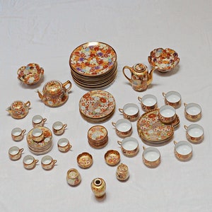 Koshida Satsuma Japanisches Meiji Tausend Blumen Multifloria Classic Dinner Set