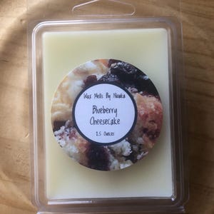 Blueberry Cheesecake Wax Melt: Strong Scent, Long Lasting