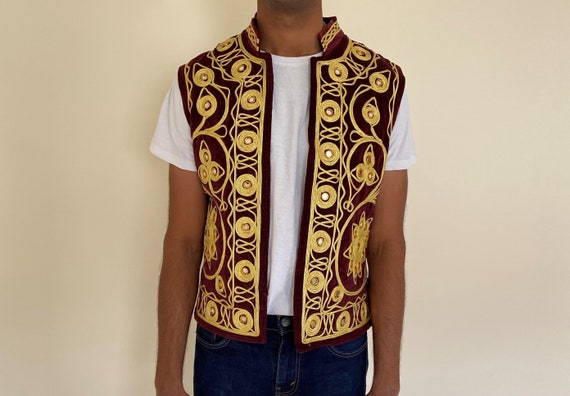 Vintage Velvet Burgundy and Gold Traditional 1970s
