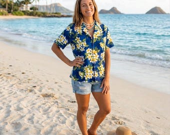 Made in Hawaii ! Women's Plumeria Flowers Hawaiian Aloha Navy Camp Shirt
