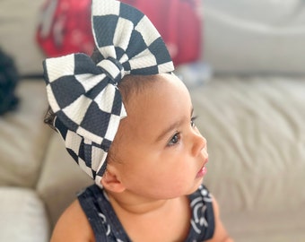 Racing HAIR BOWS. Black and White Checkered Headwrap, Bow on Nylon, Clips or Piggies. Newborn Vans Outfit. Baby Girl Preemie Shredded Bow.