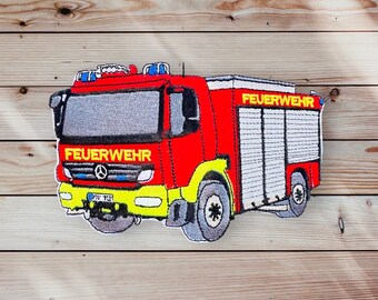 Aufnäher Feuerwehrwagen – Bestickt, Zum Aufbügeln Oder Aufnähen, 10,5x6,2cm