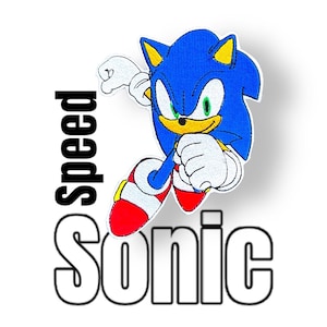 Könnte beinhalten: Ein gestickter Aufnäher von Sonic the Hedgehog, der rennt, mit dem Text "Speed Sonic" darunter.
