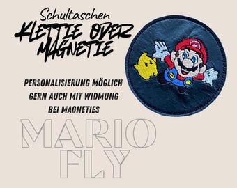 Klettie Magnet Super Mario Fly Star Schultasche Ranzen Schulranzen m. Klett oder magnetischem Metallplättchen personalisiertest Name Button