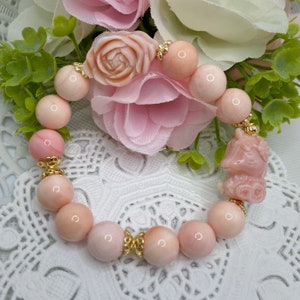 Queen Conch Shell Bracelet: Handmade Unicorn Charm 14K Gold Filled