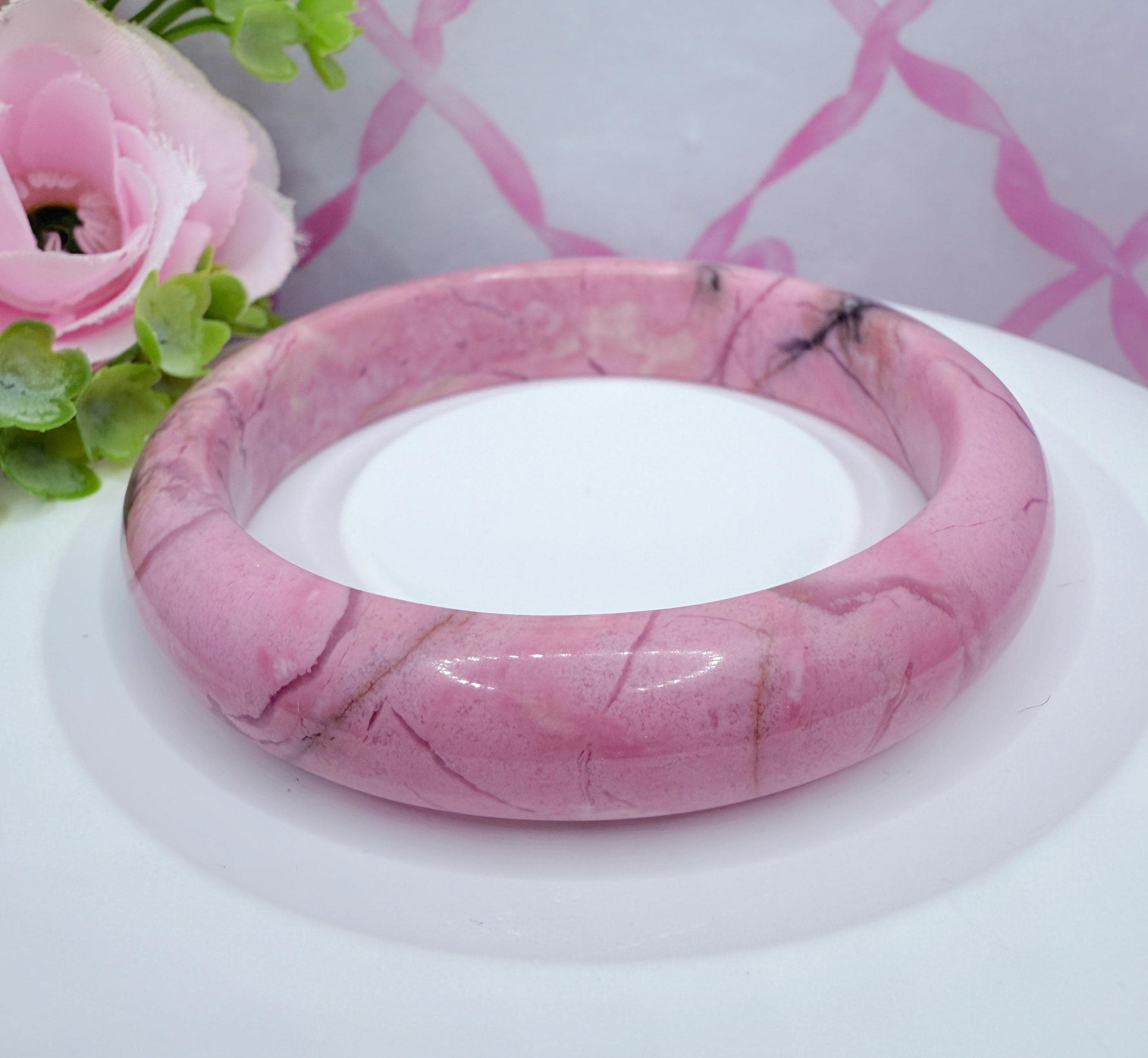 天然石 ロードナイト くり抜き バングル ブレスレット ピンク 本物のピンクロードナイトバングル 54mm 天然ローズストーン
