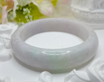 Brazalete de jadeíta birmano verde lavanda de 55 mm con certificación tipo A