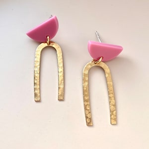 pink acrylic stud earrings with golden brass pendant / acetate acrylic statement earrings / golden drop earrings / gift for girlfriend