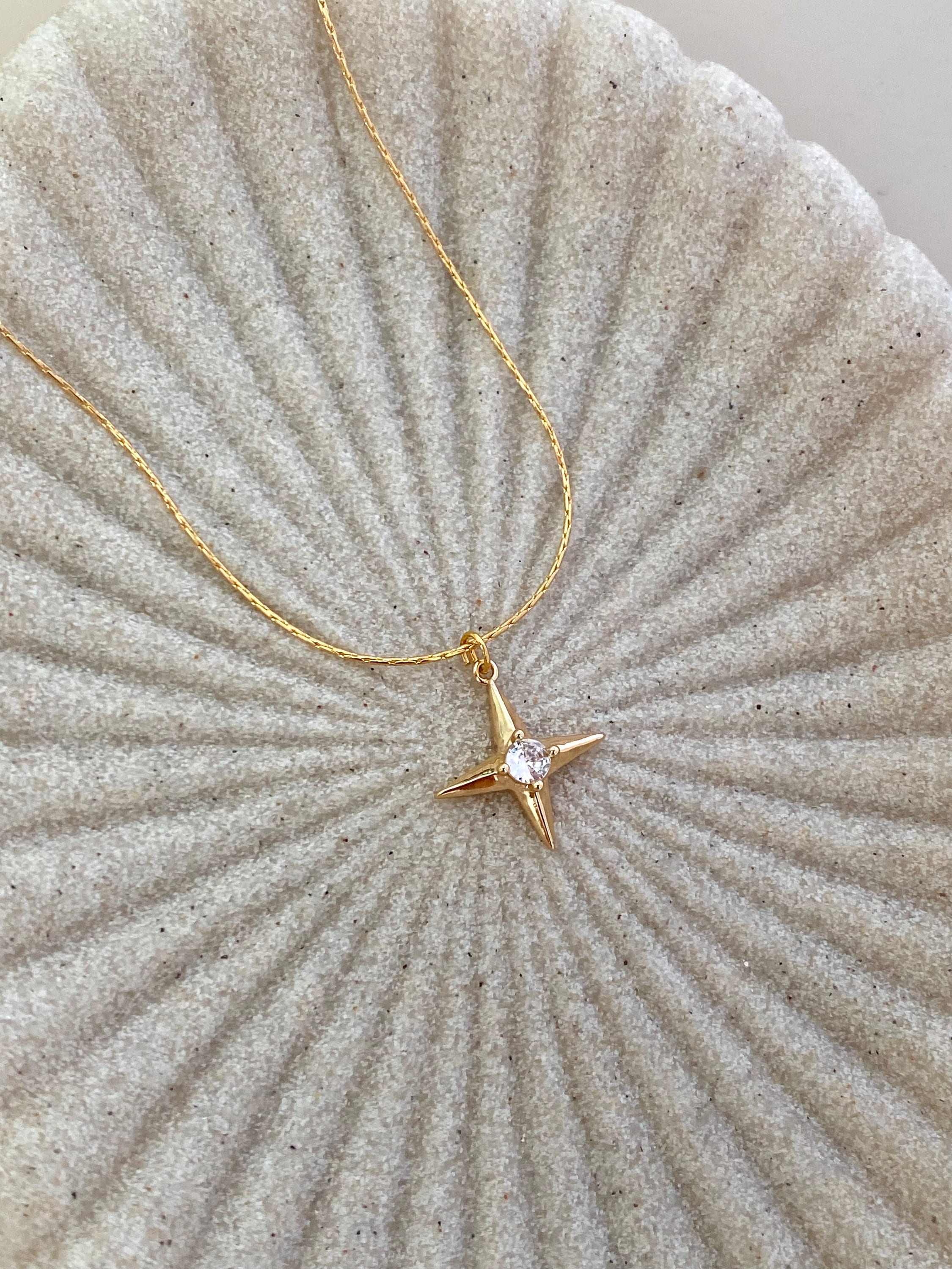 ネックレス・ペンダント ROMANTINUER SN101 NECKLACE Italian 14kt Yellow Gold North Star Necklace. 16