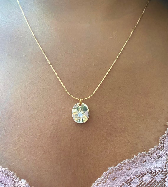 Thin, Gold-plated Necklace With Small Pendant / Fine, Gold