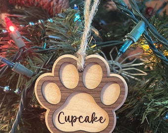 Custom cat paw ornament, Layered cat ornament, 3D wood cat name ornament, Paw print ornament, Mini ornament, Engraved pet ornament