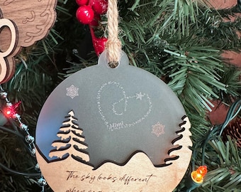 Memorial ornament, The sky looks different when someone you love is up there, Remembrance ornament, engraved Christmas in heaven,