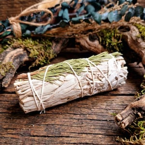 Räucherbündel | Weißer Salbei und Rosmarin | Smudge Stick für Schutz & Reinigung