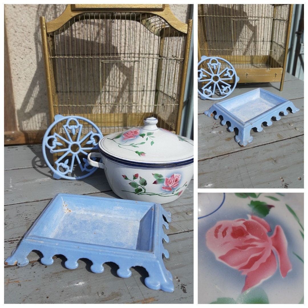 Ancien Crachoir de Bistrot Français en Fonte Émaillée Bleu 19Ème Siècle Bol Cracheur