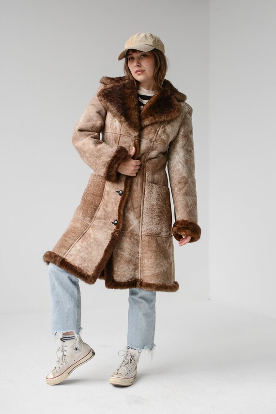 Vintage 70s Chocolate Sheepskin Shearling Suede P… - image 2