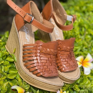 Huarache with platform