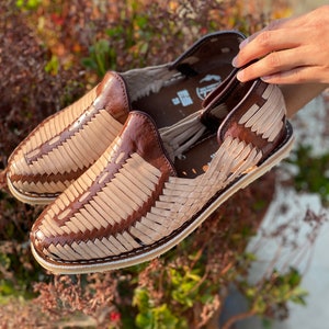 mens huaraches size 14