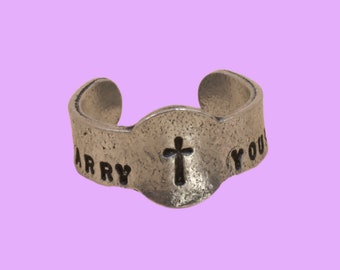 Anello cristiano regolabile/Versetto della Bibbia Luca 9:23/Porta il tuo anello con la croce/Timbrato a mano