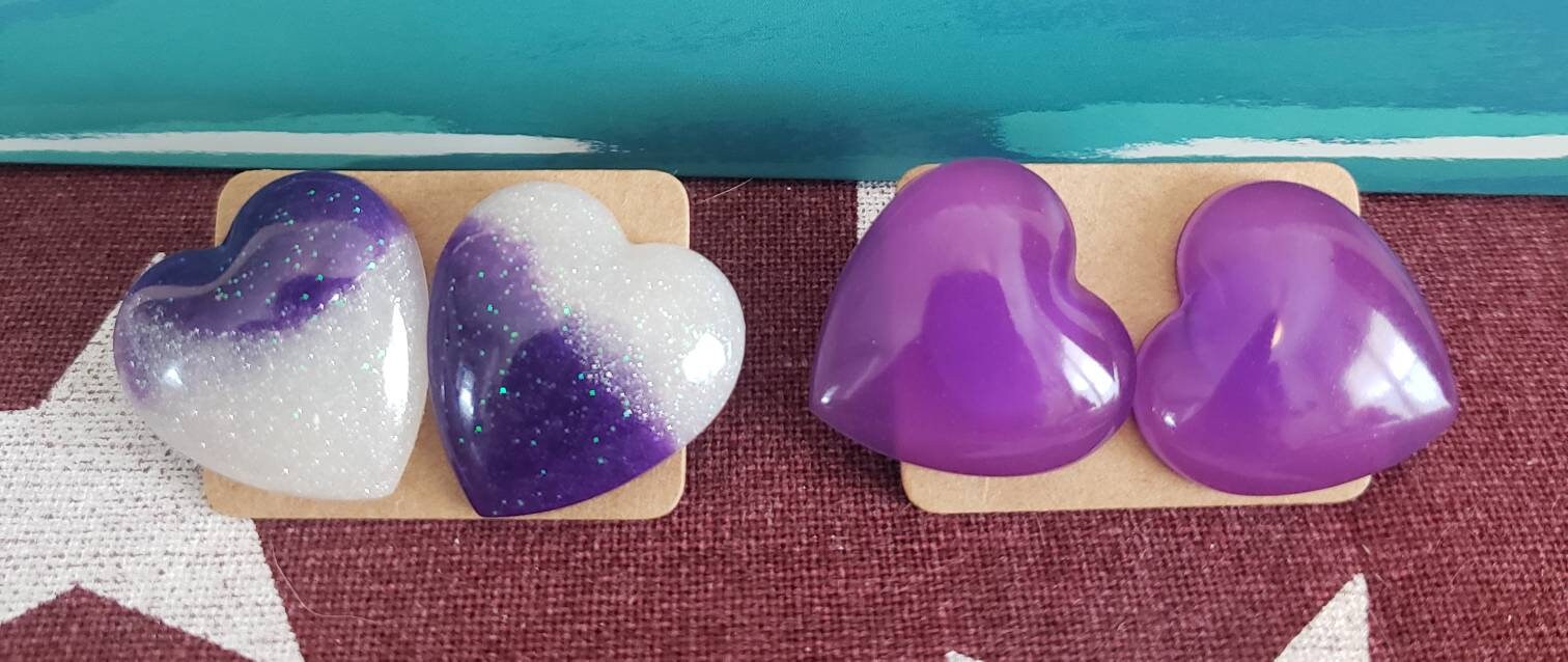 Pendientes de corazón grande púrpura-blanco o púrpura | Etsy